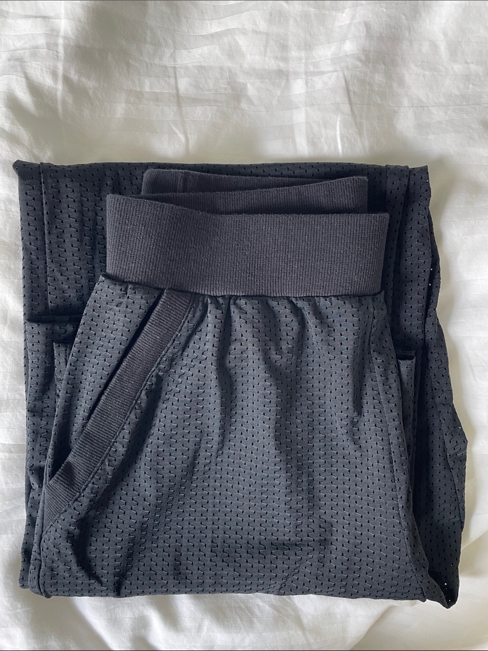 ALO Yoga Black Wide-Leg Perforated Pants - Picture 4 of 5
